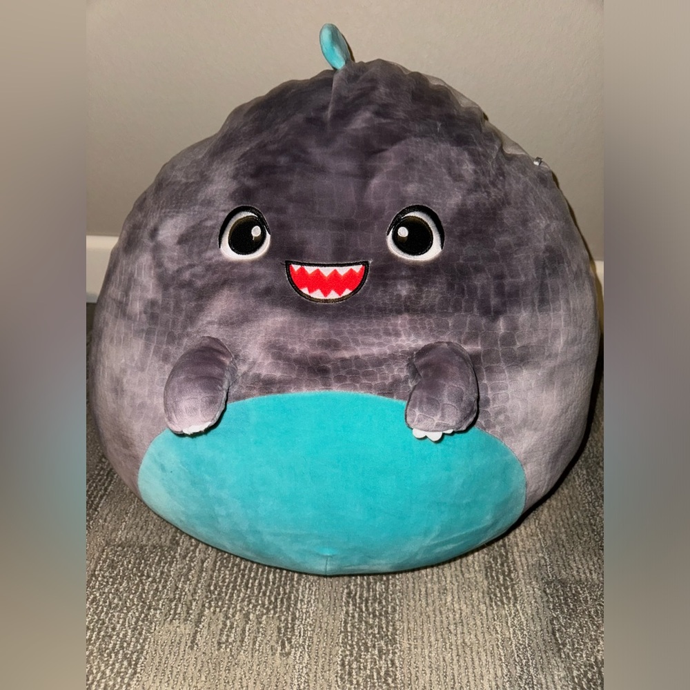 Chuey the Dinosaur with Arms 20” NWOT